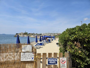 Be Your Home - Isabella Apartment with Sea View and Private Beach